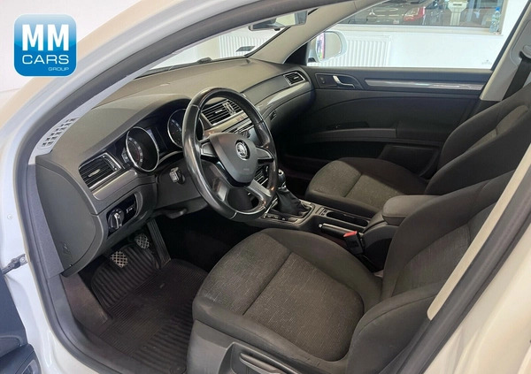 Skoda Superb cena 34900 przebieg: 229234, rok produkcji 2014 z Miłakowo małe 277